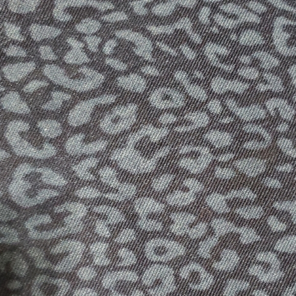 SPANX Women's Skinny Jeans - Dark Blue Leopard Print - Picture 3 of 9